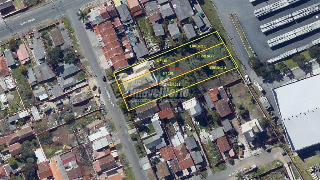 <p>Três terrenos disponíveis para venda na Rua Arthur Ramos no Bairro Alto em Curitiba/PR</p>