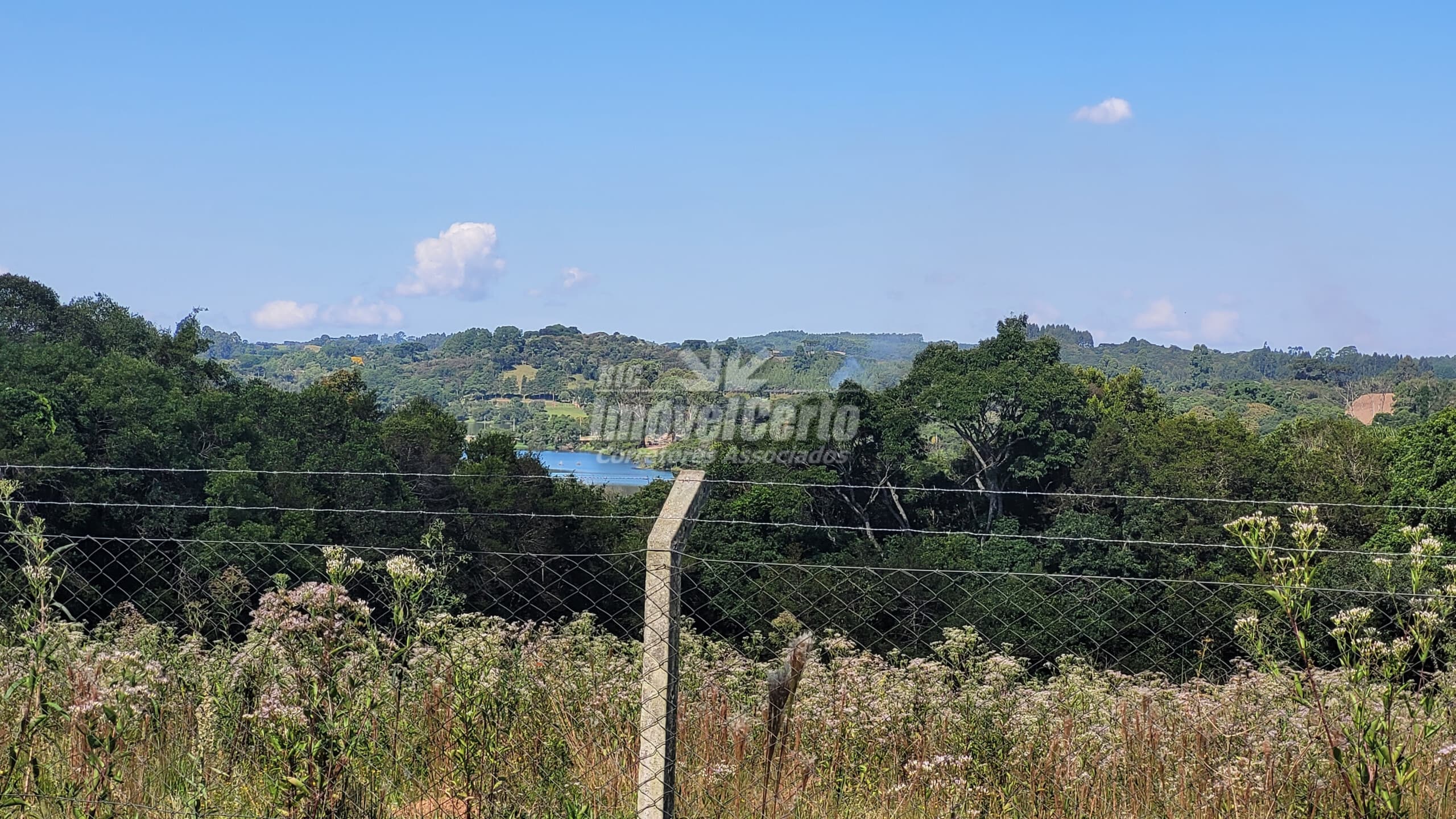 CHACARA à venda com 20000m² por R$ 1.800.000,00 no bairro Botiatuva - CAMPO LARGO / PR