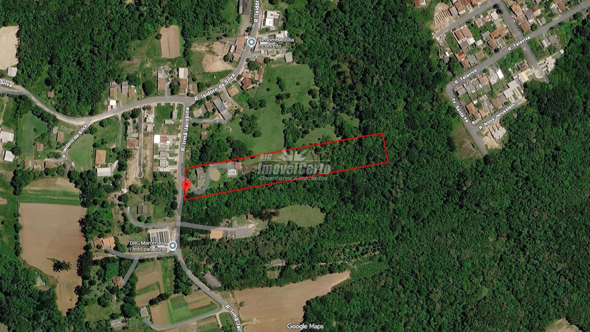 <p>Terreno urbano com 11.000 m² no Lamenha Grande em Almirante Tamandaré</p>